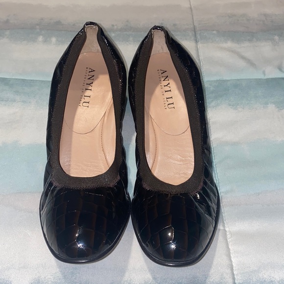 ANYI LU Croc Embossed Patent Leather Kitten Heels Size 41...